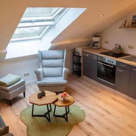 Ferienapartment Am Rosenberg Appartamento *